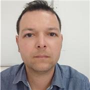 Docente con amplia experiencia en España en Reino Unido. Se ofrece para dar clases de inglés Nivel C1 incluido . Presenciales, Online y también Conversación